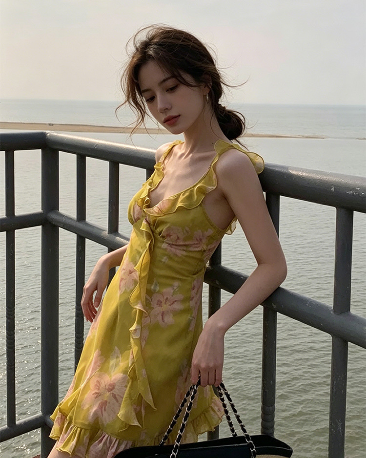 花柄フリルワンピース