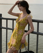 花柄フリルワンピース